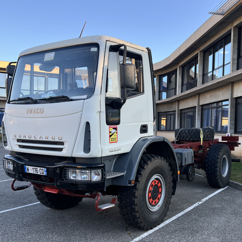 camion 4x4 Iveco 14E25 voyage expedition
